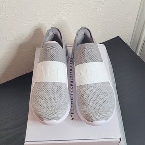 BRAND NEW- APL Techloom Bliss Sneaker Women's SIZE 8.5